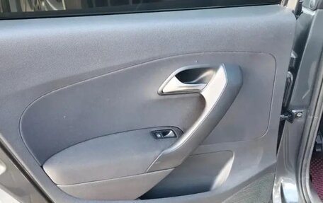 Volkswagen Polo VI (EU Market), 2011 год, 780 000 рублей, 13 фотография