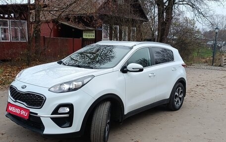 KIA Sportage IV рестайлинг, 2019 год, 1 860 000 рублей, 2 фотография