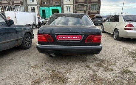 Mercedes-Benz E-Класс, 1997 год, 320 000 рублей, 7 фотография