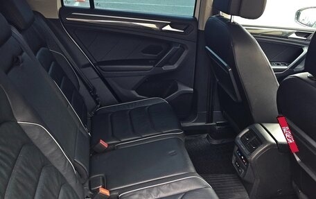 Volkswagen Tiguan II, 2019 год, 2 850 000 рублей, 10 фотография