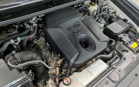 Toyota Land Cruiser Prado 150 рестайлинг 2, 2020 год, 6 175 000 рублей, 9 фотография