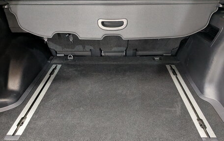 Toyota Land Cruiser Prado 150 рестайлинг 2, 2020 год, 6 175 000 рублей, 10 фотография