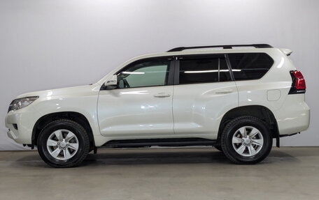 Toyota Land Cruiser Prado 150 рестайлинг 2, 2020 год, 6 175 000 рублей, 8 фотография