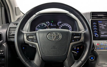 Toyota Land Cruiser Prado 150 рестайлинг 2, 2020 год, 6 175 000 рублей, 22 фотография