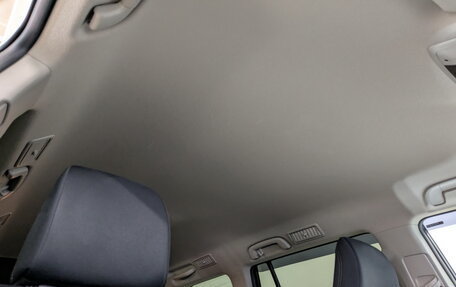 Toyota Land Cruiser Prado 150 рестайлинг 2, 2020 год, 6 175 000 рублей, 23 фотография