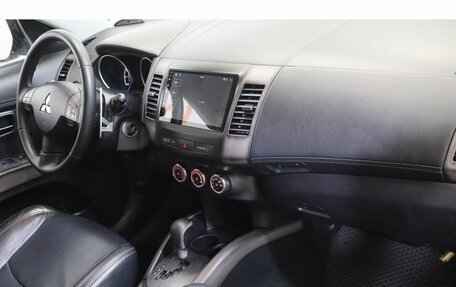 Mitsubishi Outlander III рестайлинг 3, 2011 год, 1 224 000 рублей, 5 фотография