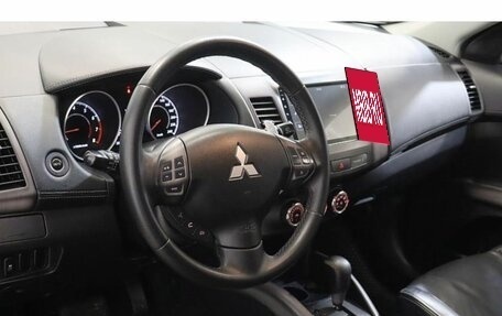 Mitsubishi Outlander III рестайлинг 3, 2011 год, 1 224 000 рублей, 6 фотография