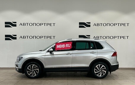 Volkswagen Tiguan II, 2018 год, 2 599 000 рублей, 4 фотография