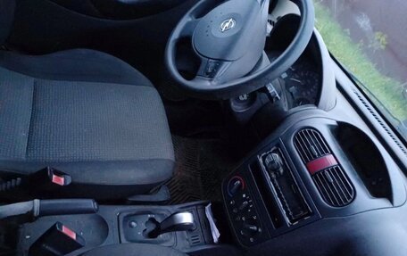 Opel Corsa C рестайлинг, 2004 год, 150 000 рублей, 5 фотография