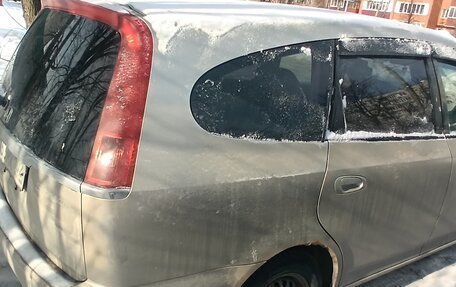 Honda Stream I рестайлинг, 2002 год, 250 000 рублей, 3 фотография