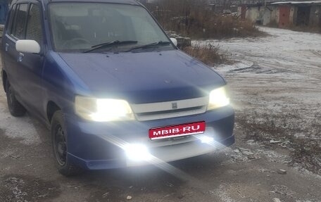 Nissan Cube II, 2000 год, 70 000 рублей, 1 фотография