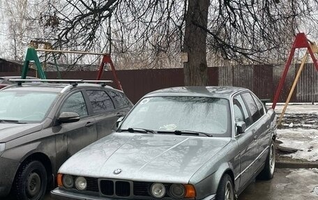 BMW 5 серия, 1985 год, 150 000 рублей, 1 фотография