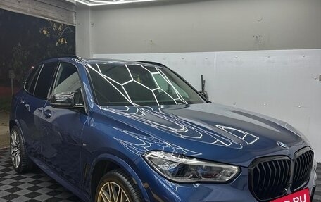 BMW X5, 2019 год, 5 300 000 рублей, 2 фотография
