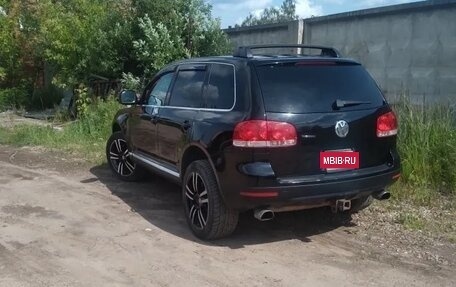Volkswagen Touareg III, 2004 год, 710 000 рублей, 3 фотография