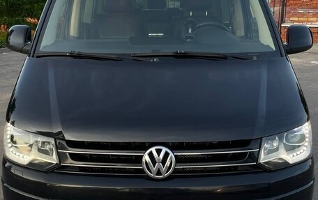 Volkswagen Multivan T5, 2015 год, 2 550 000 рублей, 3 фотография