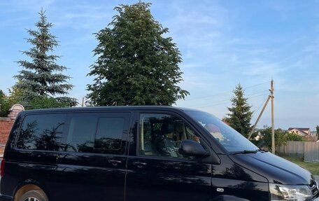 Volkswagen Multivan T5, 2015 год, 2 550 000 рублей, 5 фотография