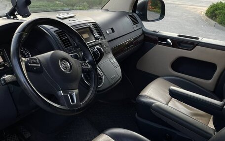 Volkswagen Multivan T5, 2015 год, 2 550 000 рублей, 7 фотография