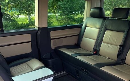 Volkswagen Multivan T5, 2015 год, 2 550 000 рублей, 15 фотография