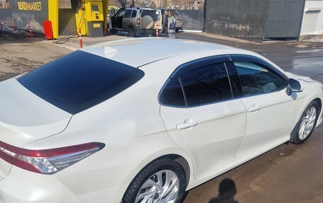 Toyota Camry, 2021 год, 2 399 000 рублей, 3 фотография