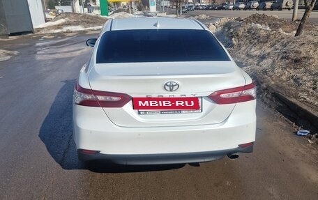 Toyota Camry, 2021 год, 2 399 000 рублей, 4 фотография