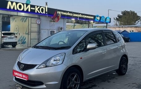 Honda Fit III, 2009 год, 670 000 рублей, 3 фотография
