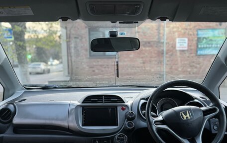 Honda Fit III, 2009 год, 670 000 рублей, 13 фотография