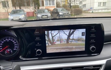 KIA K5, 2020 год, 2 400 000 рублей, 5 фотография