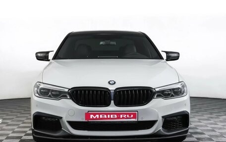 BMW 5 серия, 2019 год, 4 150 000 рублей, 2 фотография