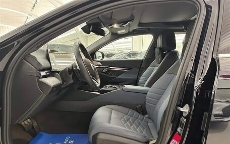 BMW 5 серия, 2026 год, 7 280 000 рублей, 8 фотография