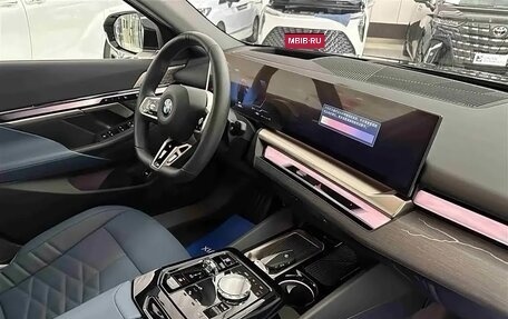 BMW 5 серия, 2026 год, 7 280 000 рублей, 14 фотография