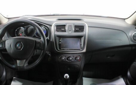 Renault Sandero II рестайлинг, 2017 год, 840 000 рублей, 11 фотография