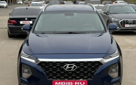 Hyundai Santa Fe IV, 2019 год, 2 800 000 рублей, 2 фотография