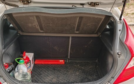Hyundai Solaris II рестайлинг, 2015 год, 900 000 рублей, 14 фотография