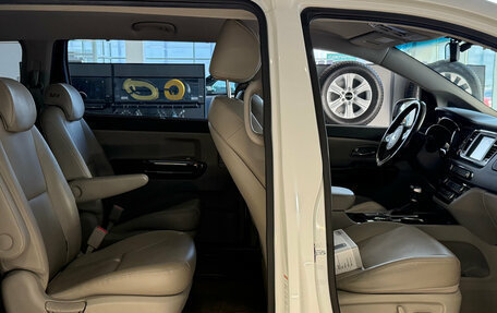 KIA Carnival III, 2020 год, 3 299 000 рублей, 14 фотография