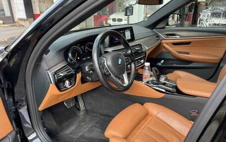 BMW 5 серия, 2017 год, 3 350 000 рублей, 26 фотография