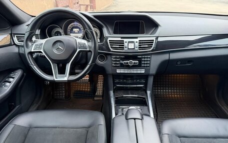 Mercedes-Benz E-Класс, 2013 год, 2 000 000 рублей, 19 фотография