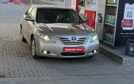 Toyota Camry, 2006 год, 1 100 000 рублей, 1 фотография