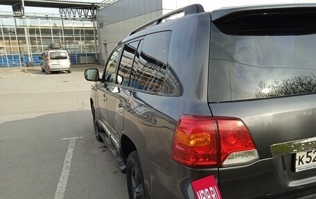 Toyota Land Cruiser 200, 2012 год, 3 300 000 рублей, 7 фотография