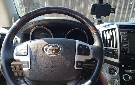 Toyota Land Cruiser 200, 2012 год, 3 300 000 рублей, 19 фотография