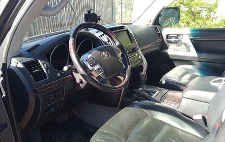 Toyota Land Cruiser 200, 2012 год, 3 300 000 рублей, 16 фотография