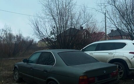 BMW 5 серия, 1985 год, 150 000 рублей, 7 фотография