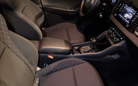 Skoda Karoq I, 2022 год, 3 250 000 рублей, 12 фотография