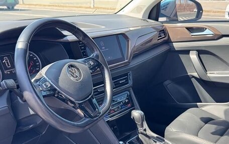 Volkswagen Tharu, 2022 год, 1 860 000 рублей, 10 фотография