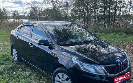 KIA Rio III рестайлинг, 2013 год, 750 000 рублей, 3 фотография