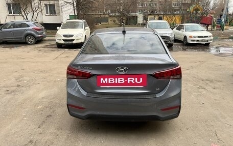 Hyundai Solaris II рестайлинг, 2017 год, 1 130 000 рублей, 3 фотография
