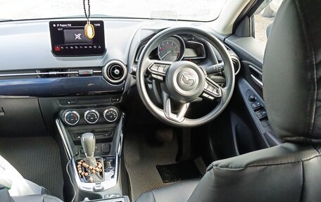 Mazda 2 III, 2022 год, 1 300 000 рублей, 16 фотография