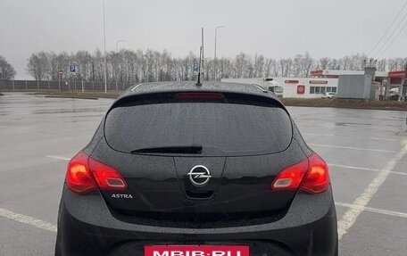 Opel Astra J, 2013 год, 550 000 рублей, 3 фотография