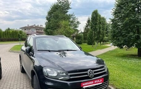 Volkswagen Touareg III, 2013 год, 1 630 000 рублей, 2 фотография