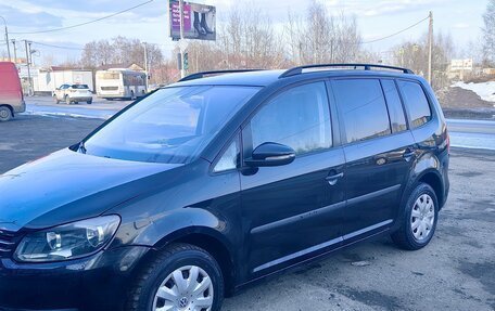 Volkswagen Touran III, 2012 год, 760 000 рублей, 2 фотография