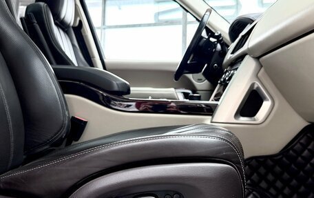 Land Rover Range Rover IV рестайлинг, 2015 год, 3 850 000 рублей, 18 фотография